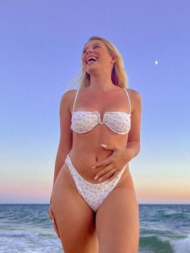 OnlyFans - BIKINI GIRLS 👧 😍 Scene 14140 — photo 5 of 20