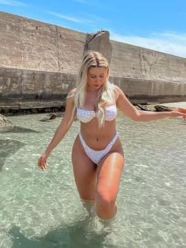 OnlyFans - BIKINI GIRLS 👧 😍 Scene 14140 — photo 9 of 20