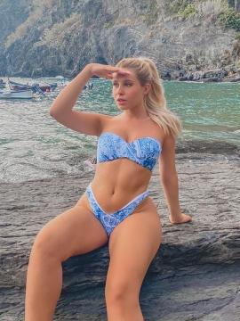 OnlyFans - BIKINI GIRLS 👧 😍 Scene 14141 — photo 2 of 20