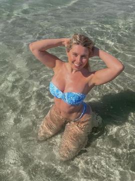 OnlyFans - BIKINI GIRLS 👧 😍 Scene 14149 — photo 16 of 20