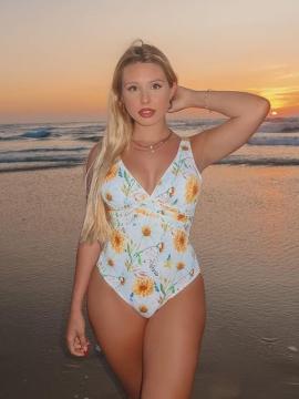 OnlyFans - BIKINI GIRLS 👧 😍 Scene 14154 — photo 9 of 20
