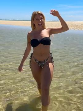 OnlyFans - BIKINI GIRLS 👧 😍 Scene 14155 — photo 1 of 20