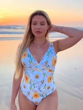 OnlyFans - BIKINI GIRLS 👧 😍 Scene 14155 — photo 11 of 20