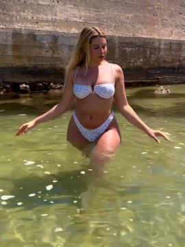 OnlyFans - BIKINI GIRLS 👧 😍 Scene 14157 — photo 3 of 20