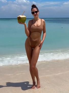 OnlyFans - BIKINI GIRLS 👧 😍 Scene 14195 — photo 19 of 20