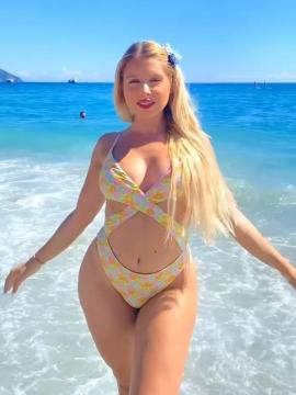 OnlyFans - BIKINI GIRLS 👧 😍 Scene 14201 — photo 13 of 20