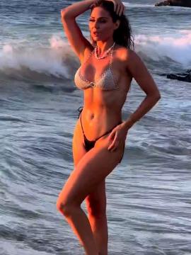 OnlyFans - BIKINI GIRLS 👧 😍 Scene 14231 — photo 8 of 20