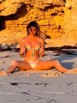 OnlyFans - BIKINI GIRLS 👧 😍 Scene 14241 — photo 7 of 20