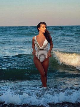 OnlyFans - BIKINI GIRLS 👧 😍 Scene 14259