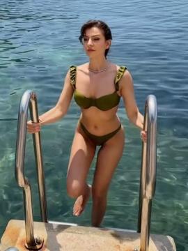 OnlyFans - BIKINI GIRLS 👧 😍 Scene 14260 — photo 9 of 20