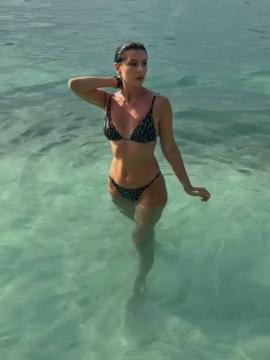 OnlyFans - BIKINI GIRLS 👧 😍 Scene 14260 — photo 12 of 20