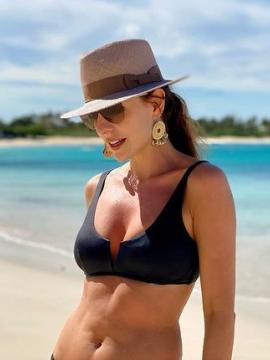 OnlyFans - BIKINI GIRLS 👧 😍 Scene 14261 — photo 1 of 20