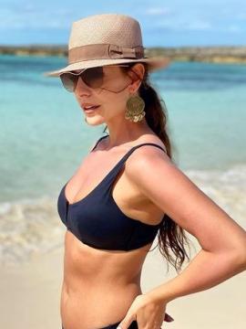OnlyFans - BIKINI GIRLS 👧 😍 Scene 14261 — photo 2 of 20