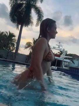 OnlyFans - BIKINI GIRLS 👧 😍 Scene 14377 — photo 6 of 20