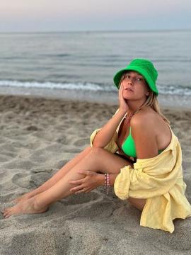 OnlyFans - BIKINI GIRLS 👧 😍 Scene 14399 — photo 1 of 20