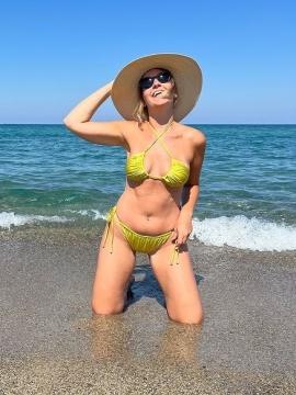 OnlyFans - BIKINI GIRLS 👧 😍 Scene 14399 — photo 19 of 20