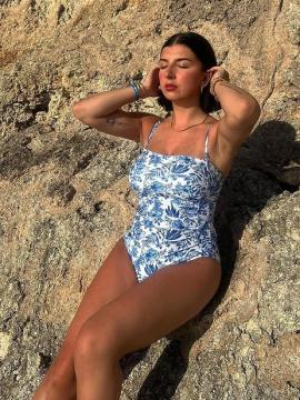 OnlyFans - BIKINI GIRLS 👧 😍 Scene 14402 — photo 2 of 20