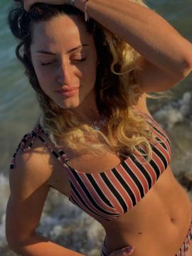 OnlyFans - BIKINI GIRLS 👧 😍 Scene 14451 — photo 1 of 20