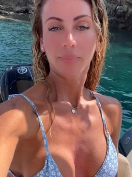 OnlyFans - BIKINI GIRLS 👧 😍 Scene 14465 — photo 17 of 20