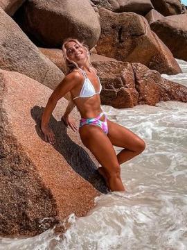 OnlyFans - BIKINI GIRLS 👧 😍 Scene 14509