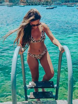 OnlyFans - BIKINI GIRLS 👧 😍 Scene 14537 — photo 14 of 20