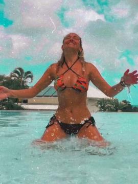 OnlyFans - BIKINI GIRLS 👧 😍 Scene 14540