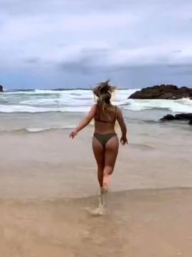 OnlyFans - BIKINI GIRLS 👧 😍 Scene 14549 — photo 11 of 20