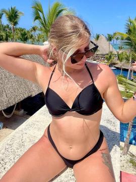 OnlyFans - BIKINI GIRLS 👧 😍 Scene 14553 — photo 4 of 20