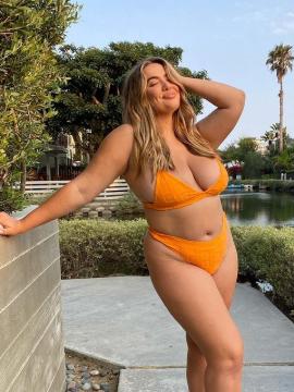 OnlyFans - BIKINI GIRLS 👧 😍 Scene 14554 — photo 17 of 20