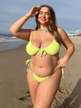 OnlyFans - BIKINI GIRLS 👧 😍 Scene 14555 — photo 4 of 20