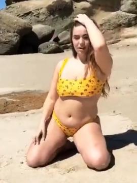 OnlyFans - BIKINI GIRLS 👧 😍 Scene 14570 — photo 17 of 20