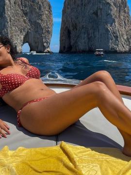 OnlyFans - BIKINI GIRLS 👧 😍 Scene 14597 — photo 8 of 20