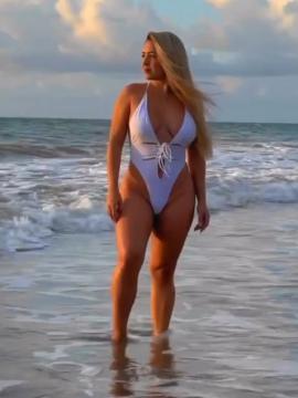 OnlyFans - BIKINI GIRLS 👧 😍 Scene 14716 — photo 14 of 20