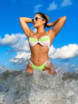 OnlyFans - BIKINI GIRLS 👧 😍 Scene 14728 — photo 6 of 20