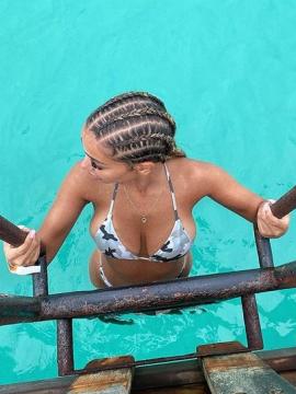 OnlyFans - BIKINI GIRLS 👧 😍 Scene 14738 — photo 7 of 20