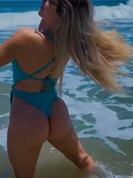 OnlyFans - BIKINI GIRLS 👧 😍 Scene 14745 — photo 2 of 20
