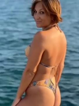 OnlyFans - BIKINI GIRLS 👧 😍 Scene 14791 — photo 4 of 20