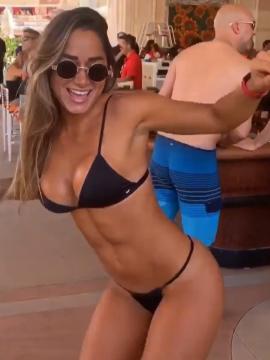 OnlyFans - BIKINI GIRLS 👧 😍 Scene 14818 — photo 18 of 20