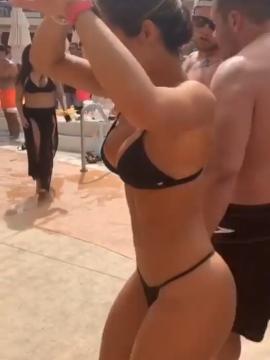 OnlyFans - BIKINI GIRLS 👧 😍 Scene 14820 — photo 18 of 20