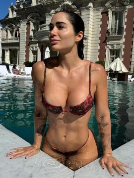 OnlyFans - BIKINI GIRLS 👧 😍 Scene 14840 — photo 11 of 20