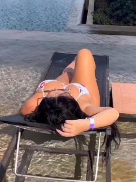 OnlyFans - BIKINI GIRLS 👧 😍 Scene 14890 — photo 8 of 20