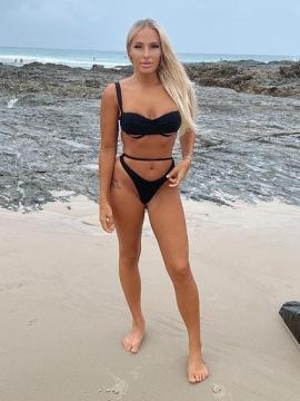 OnlyFans - BIKINI GIRLS 👧 😍 Scene 14927 — photo 1 of 20