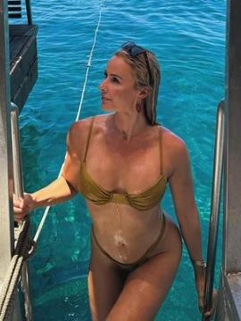 OnlyFans - BIKINI GIRLS 👧 😍 Scene 14936 — photo 2 of 20