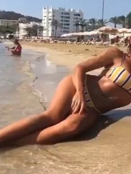 OnlyFans - BIKINI GIRLS 👧 😍 Scene 15009