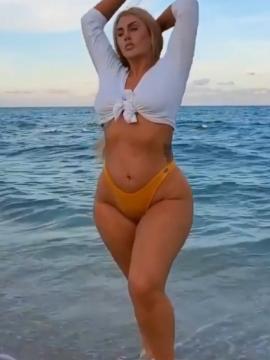 OnlyFans - BIKINI GIRLS 👧 😍 Scene 15041