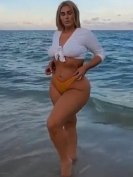 OnlyFans - BIKINI GIRLS 👧 😍 Scene 15041 — photo 9 of 20