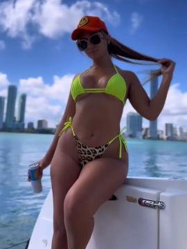OnlyFans - BIKINI GIRLS 👧 😍 Scene 15061 — photo 11 of 20