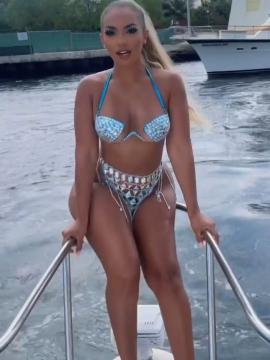 OnlyFans - BIKINI GIRLS 👧 😍 Scene 15067 — photo 10 of 20