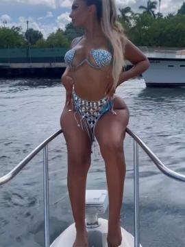OnlyFans - BIKINI GIRLS 👧 😍 Scene 15067 — photo 14 of 20