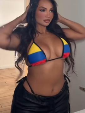 OnlyFans - BIKINI GIRLS 👧 😍 Scene 15075 — photo 18 of 20